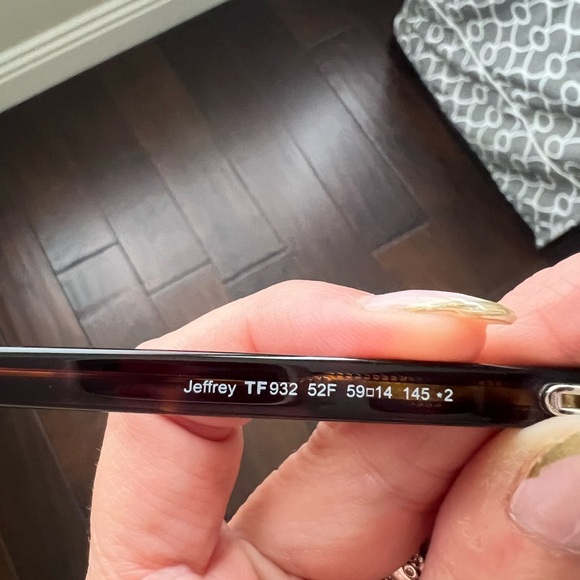 Tom Ford Brown Aviator Sunglasses - Picture 5 of 5